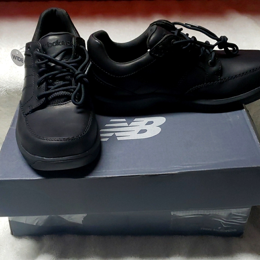 New balance walking shoes